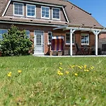 Hus-pellworm-1-ferienwohnung-meerestraum Pellworm