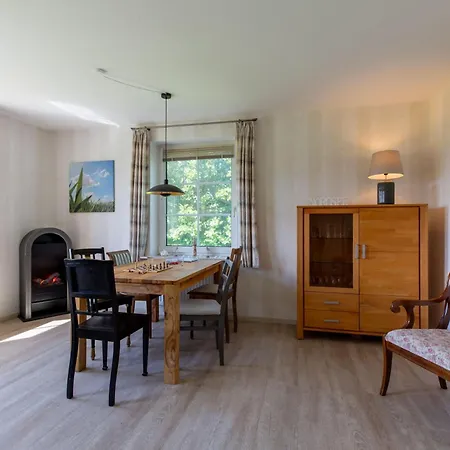 Hus-pellworm-1-ferienwohnung-meerestraum Pellworm