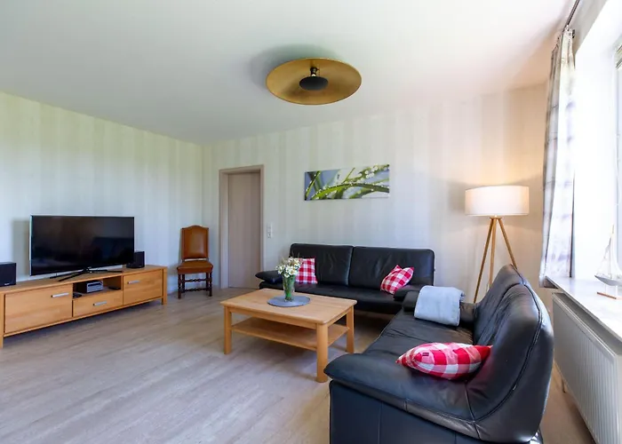 Hus-pellworm-1-ferienwohnung-meerestraum *