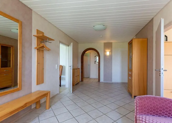 Hus-pellworm-1-ferienwohnung-meerestraum *